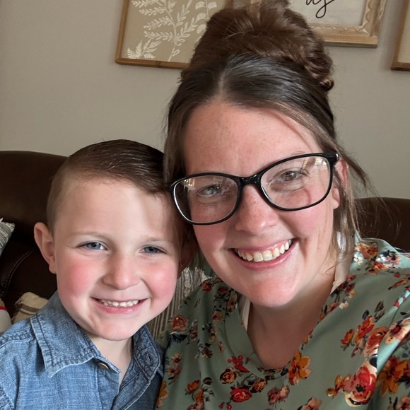 Meet your Posher, Stephanie - Picture 9 of 13